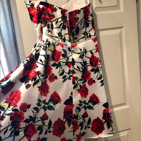 Strapless cocktail dress worn once size 14/16 - Picture 5 of 5